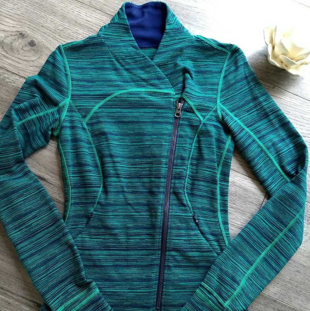 EUC Lululemon Pullover